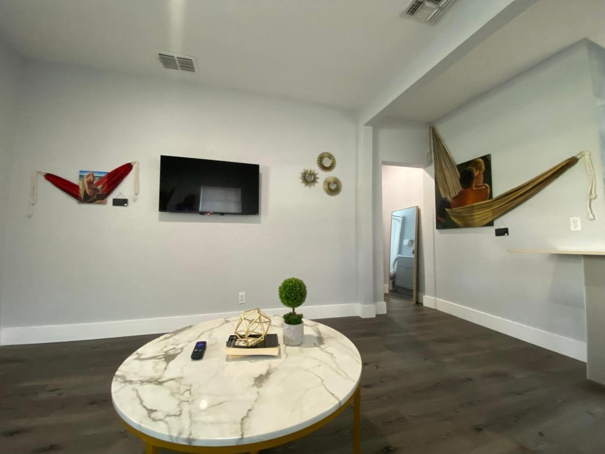 Bella Breeze Apartamento Sanford Exterior foto